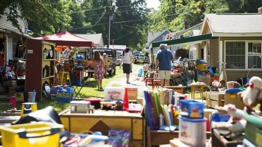 community yard sale fundraiser