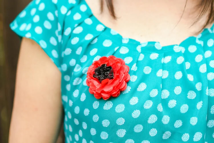 diy memorial day poppy pin